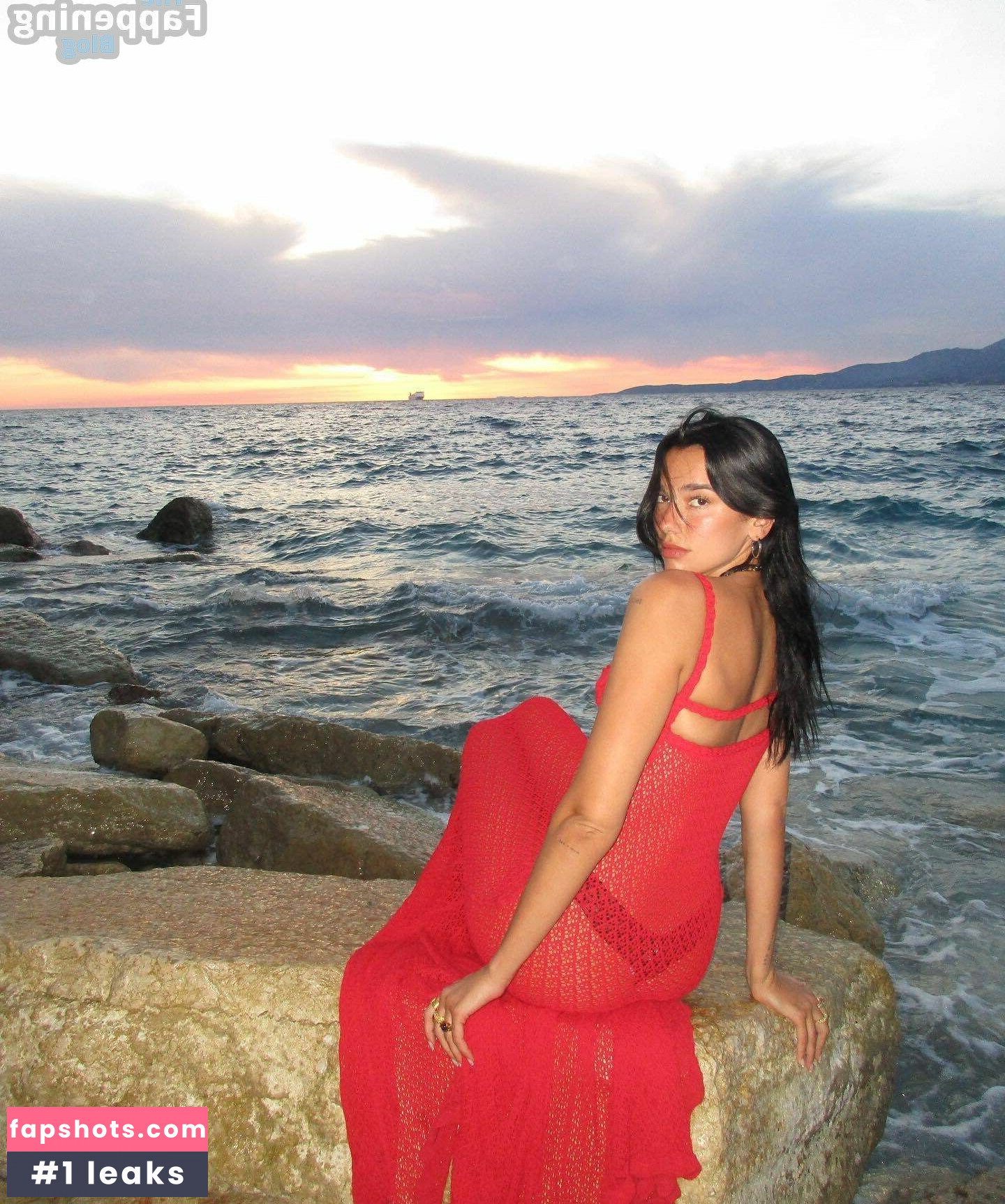 Dua Lipa gallery photo #2604