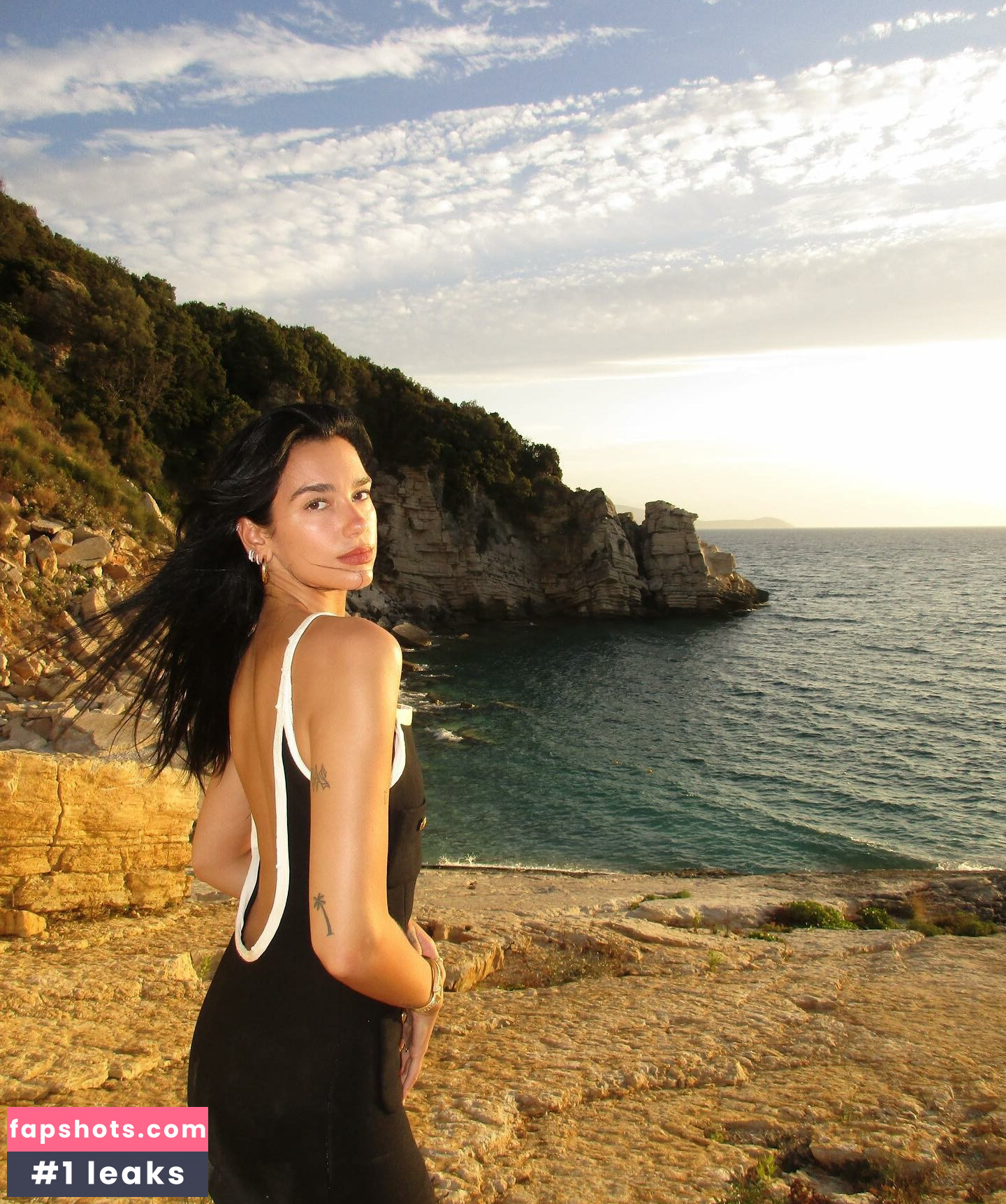 Dua Lipa gallery photo #2626