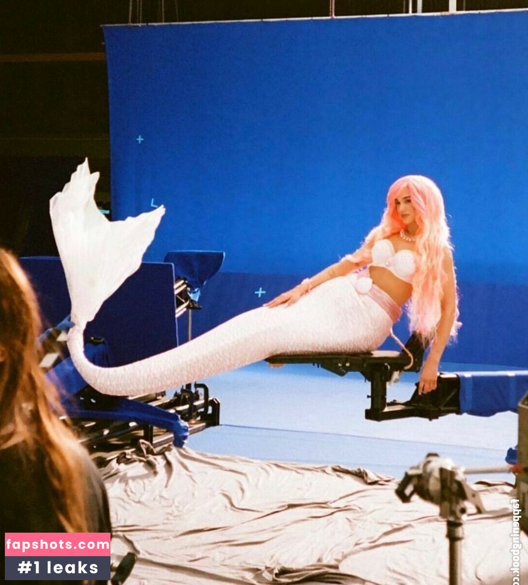 Dua Lipa gallery photo #2630