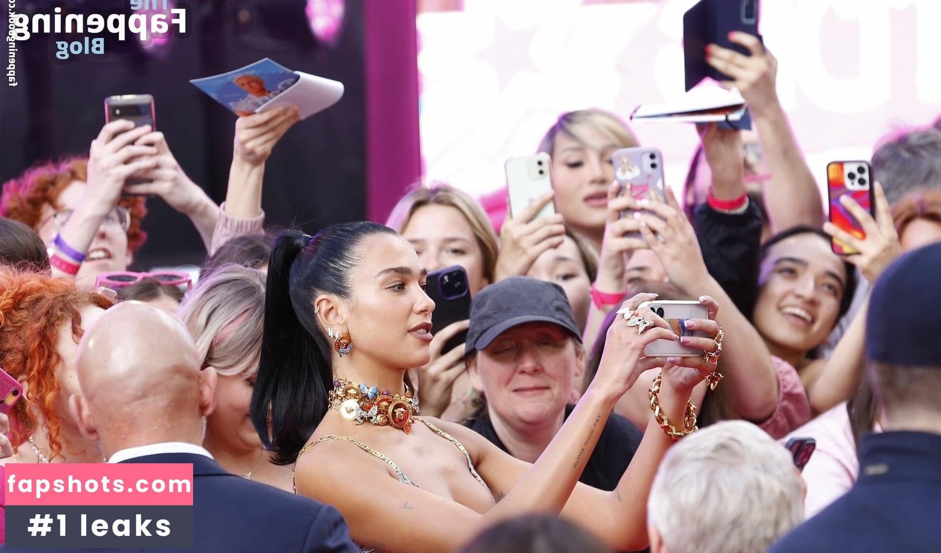 Dua Lipa gallery photo #2673