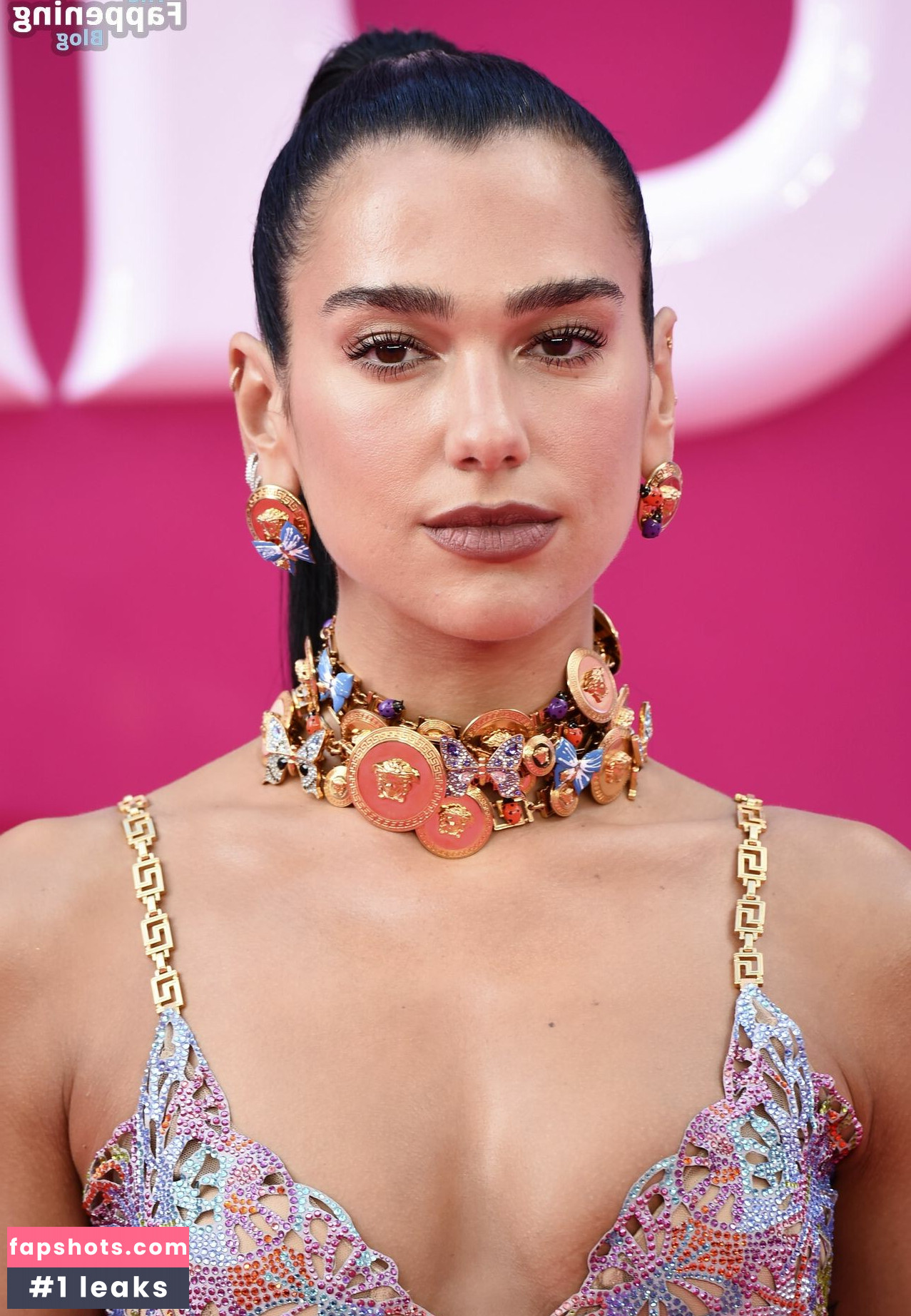 Dua Lipa gallery photo #2686