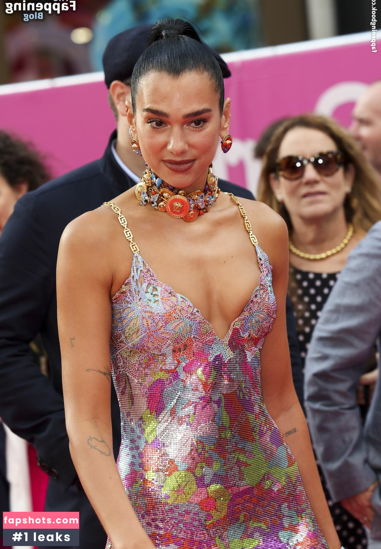 Dua Lipa gallery photo #2713