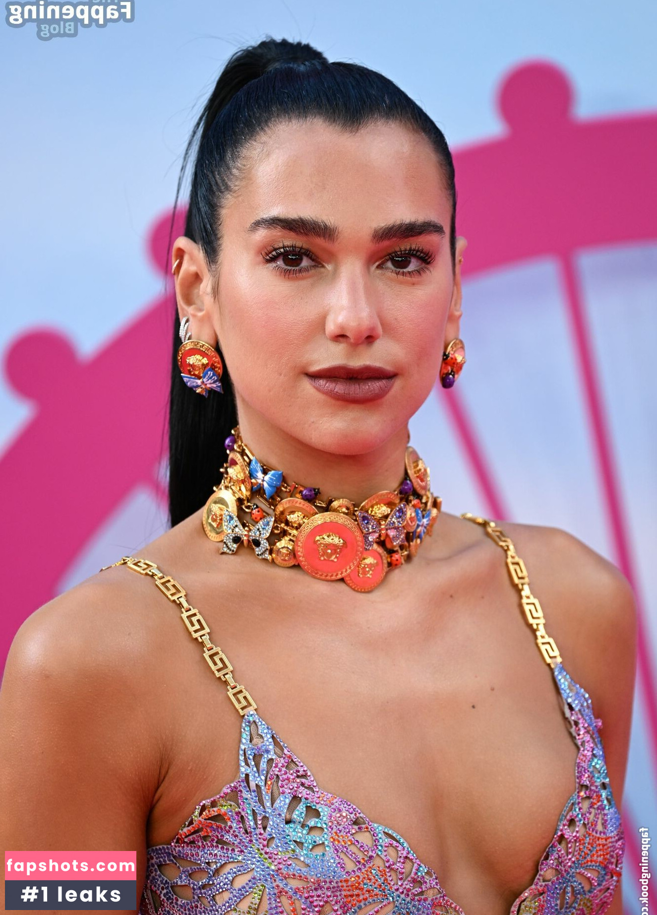 Dua Lipa gallery photo #2717