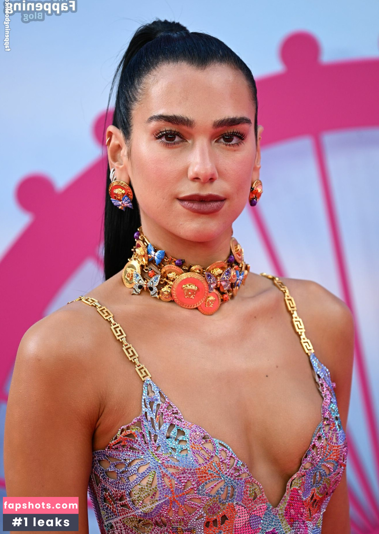 Dua Lipa gallery photo #2718