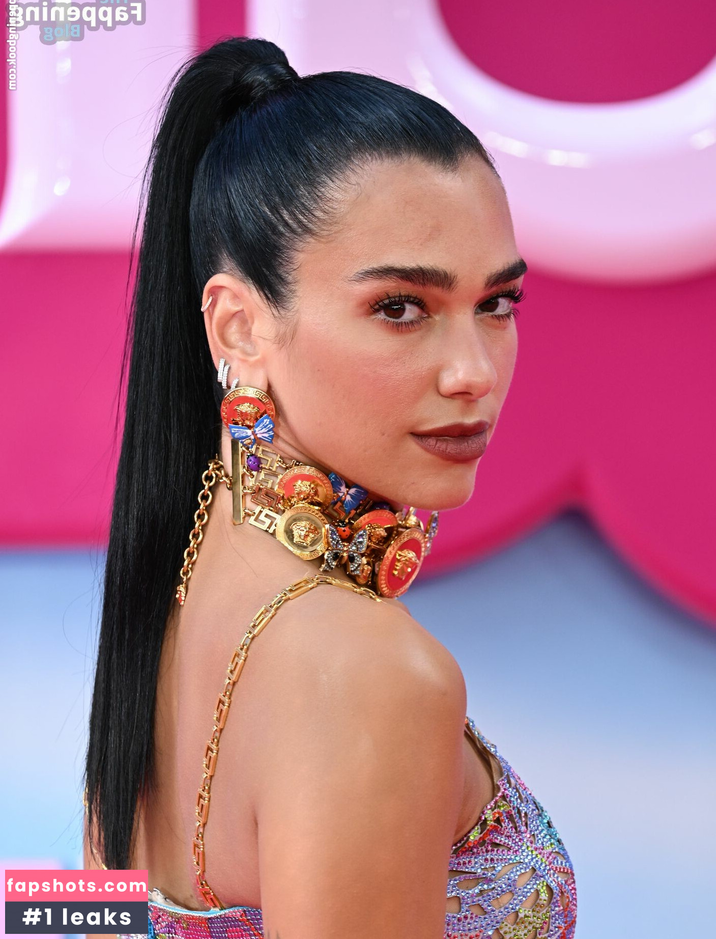 Dua Lipa gallery photo #2724