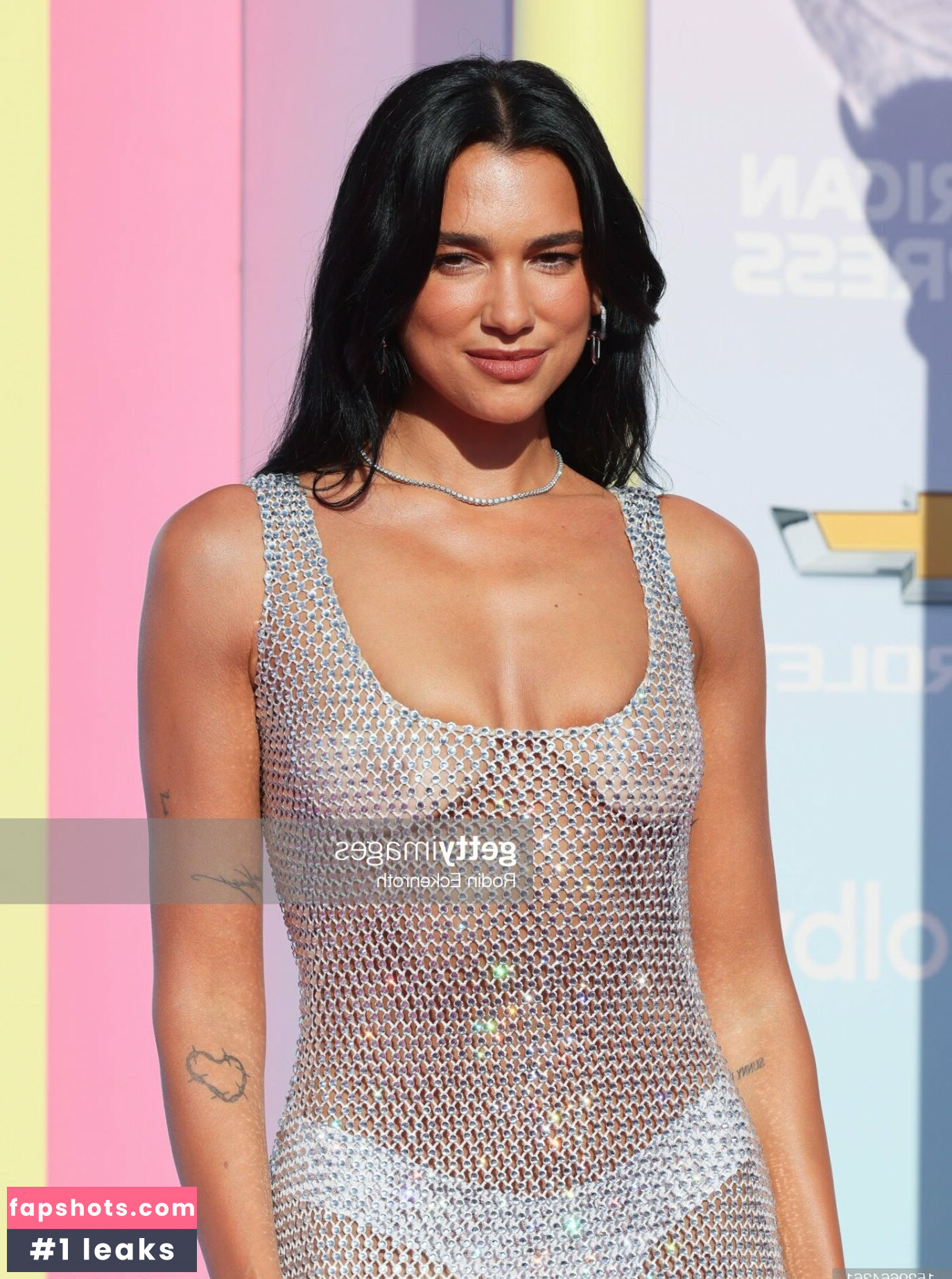 Dua Lipa gallery photo #2906