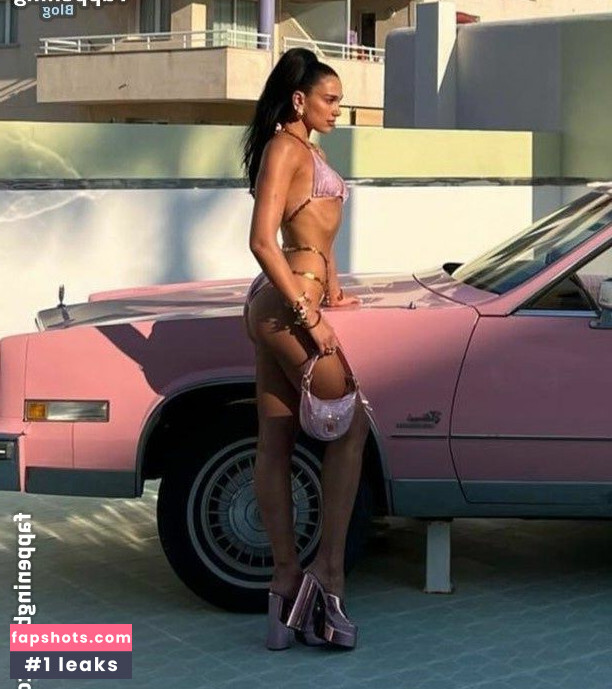 Dua Lipa gallery photo #3038