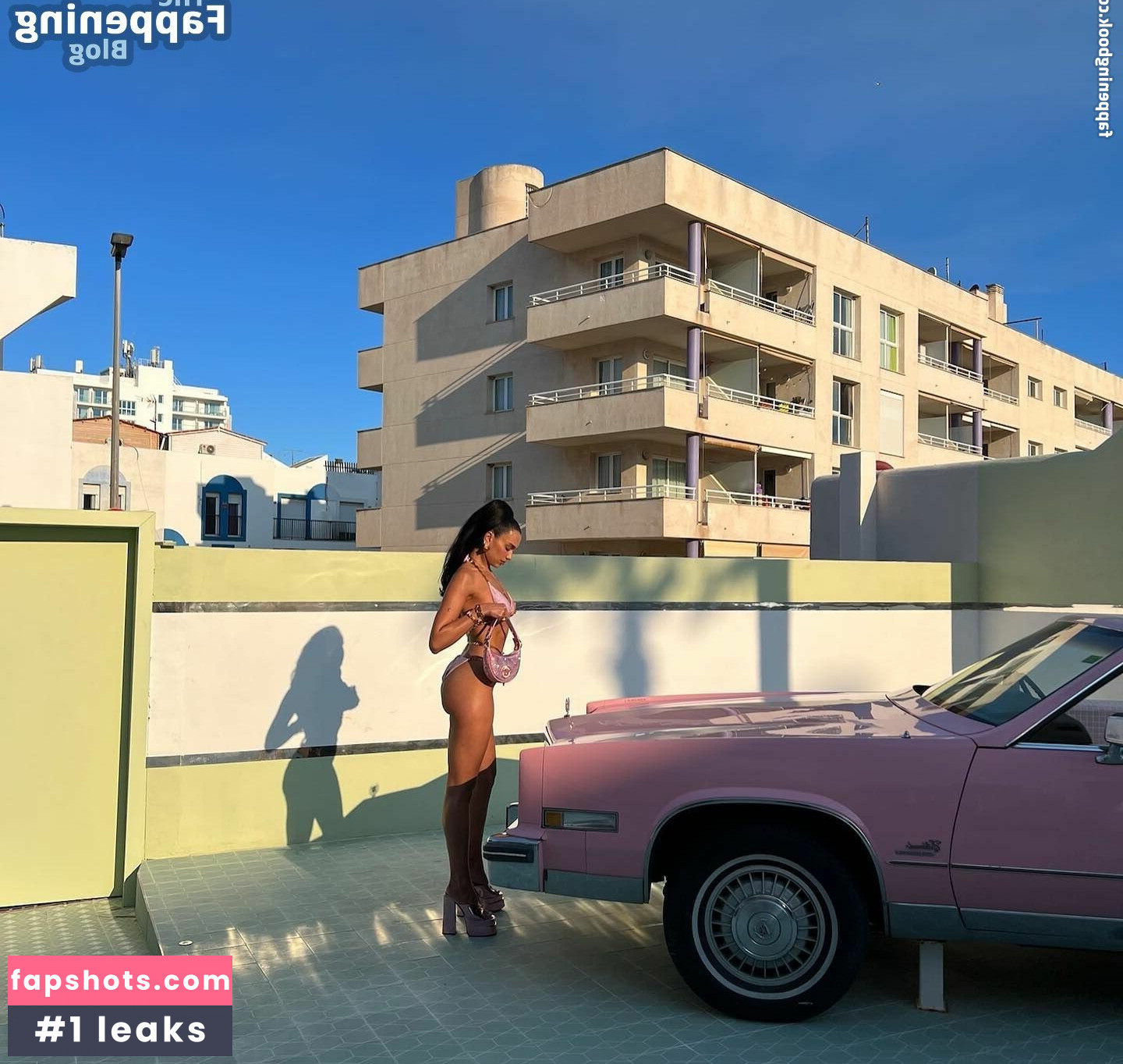 Dua Lipa gallery photo #3045