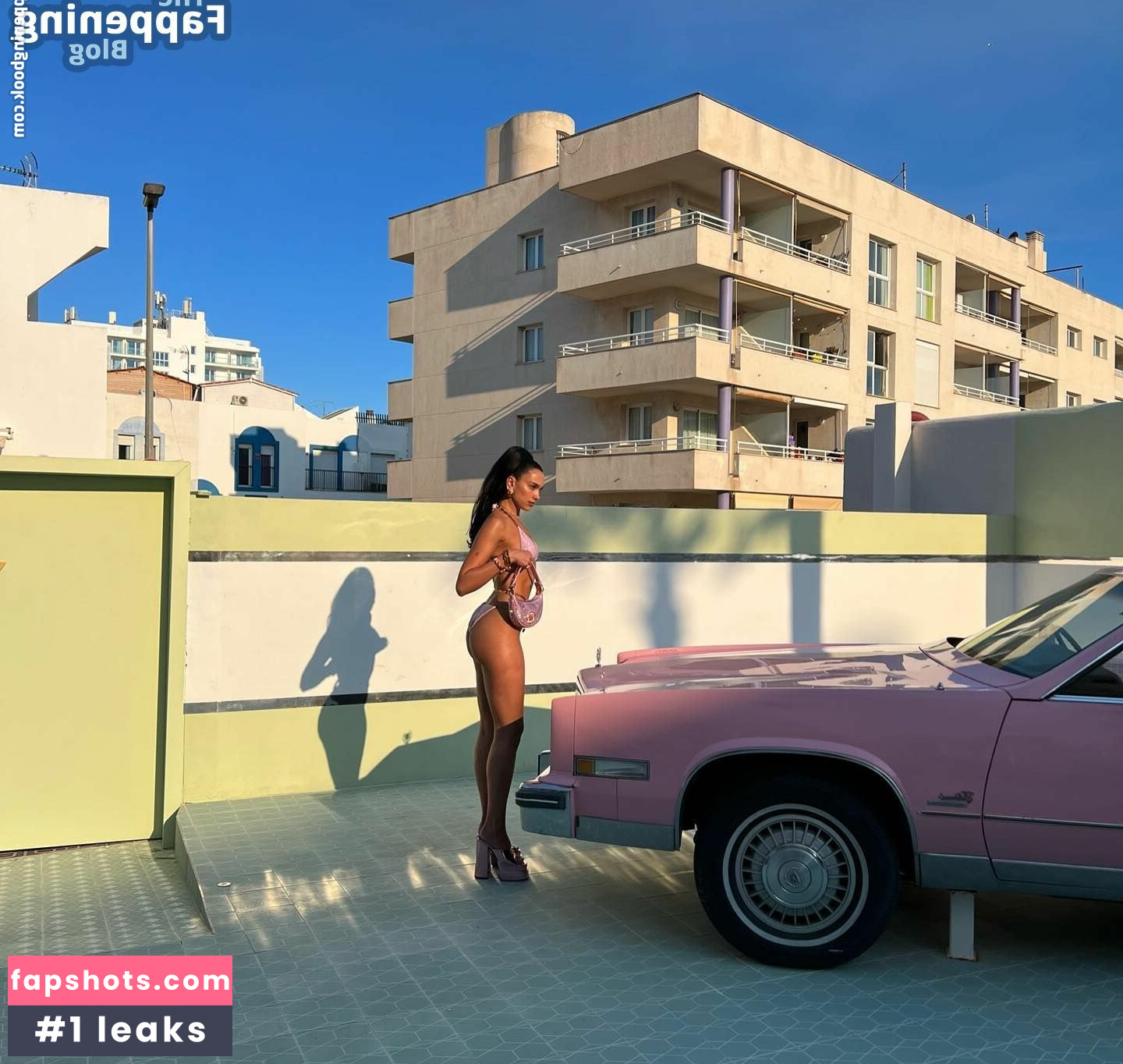 Dua Lipa gallery photo #3048