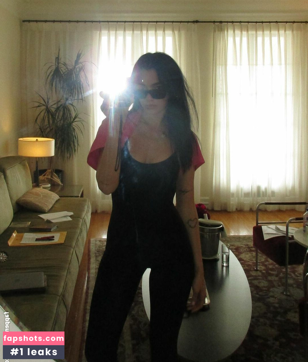 Dua Lipa gallery photo #3060