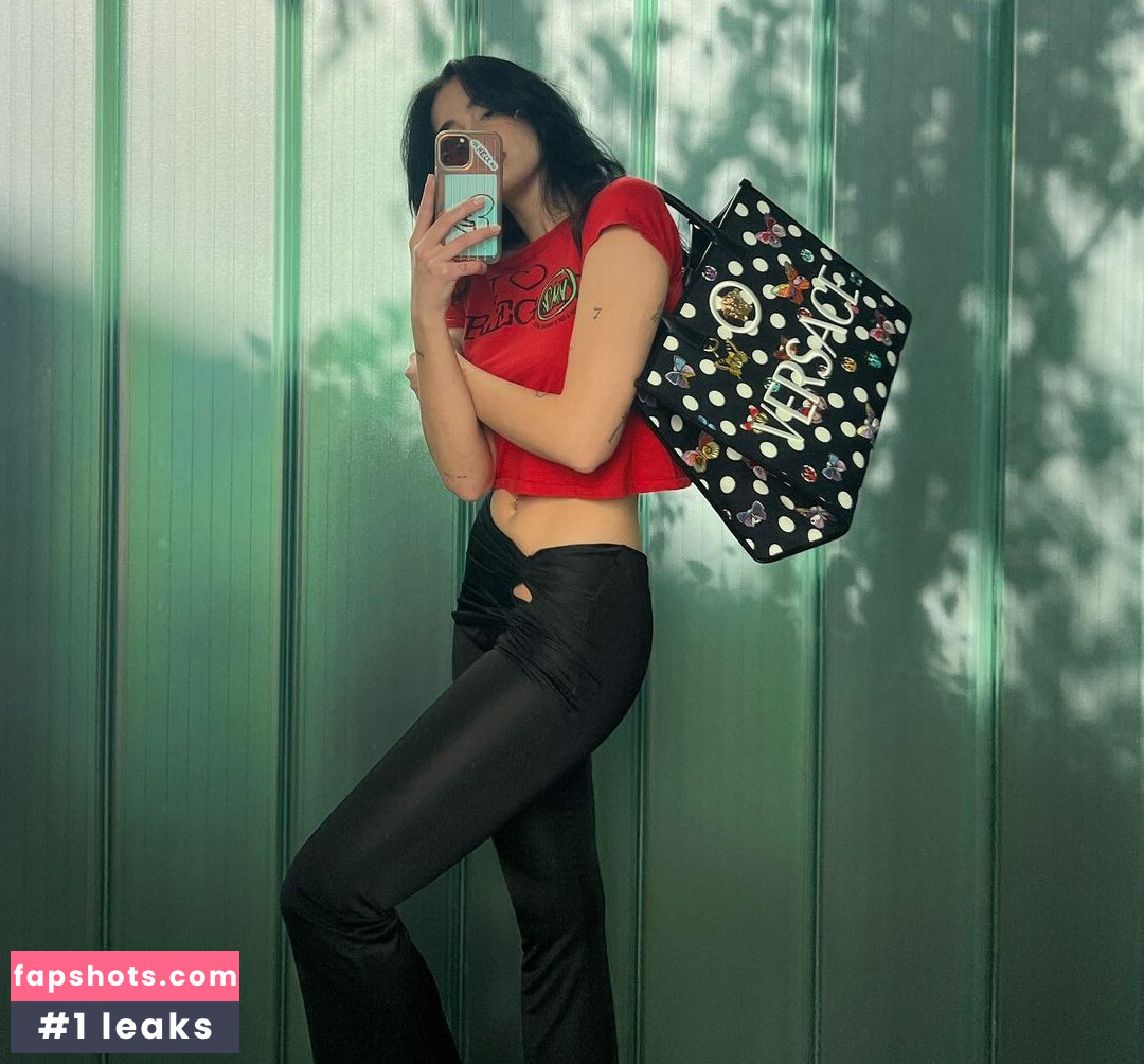 Dua Lipa gallery photo #3080