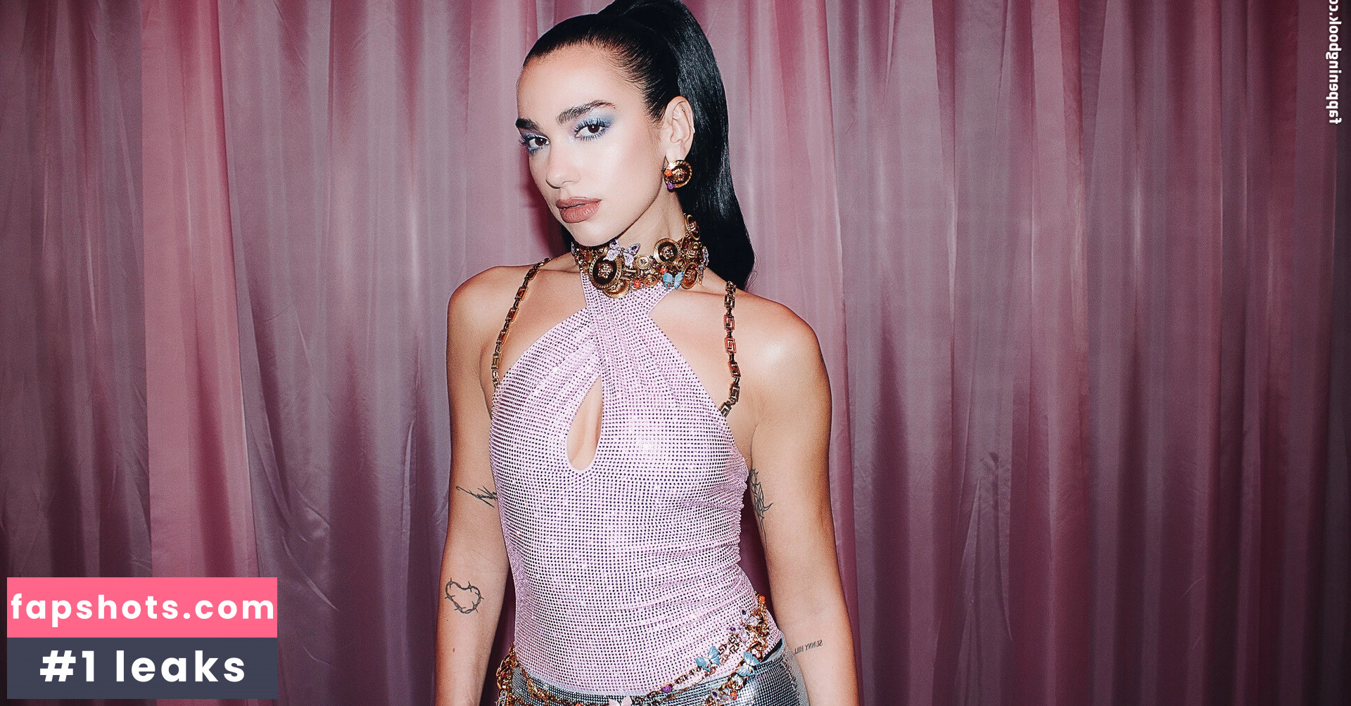 Dua Lipa gallery photo #3096