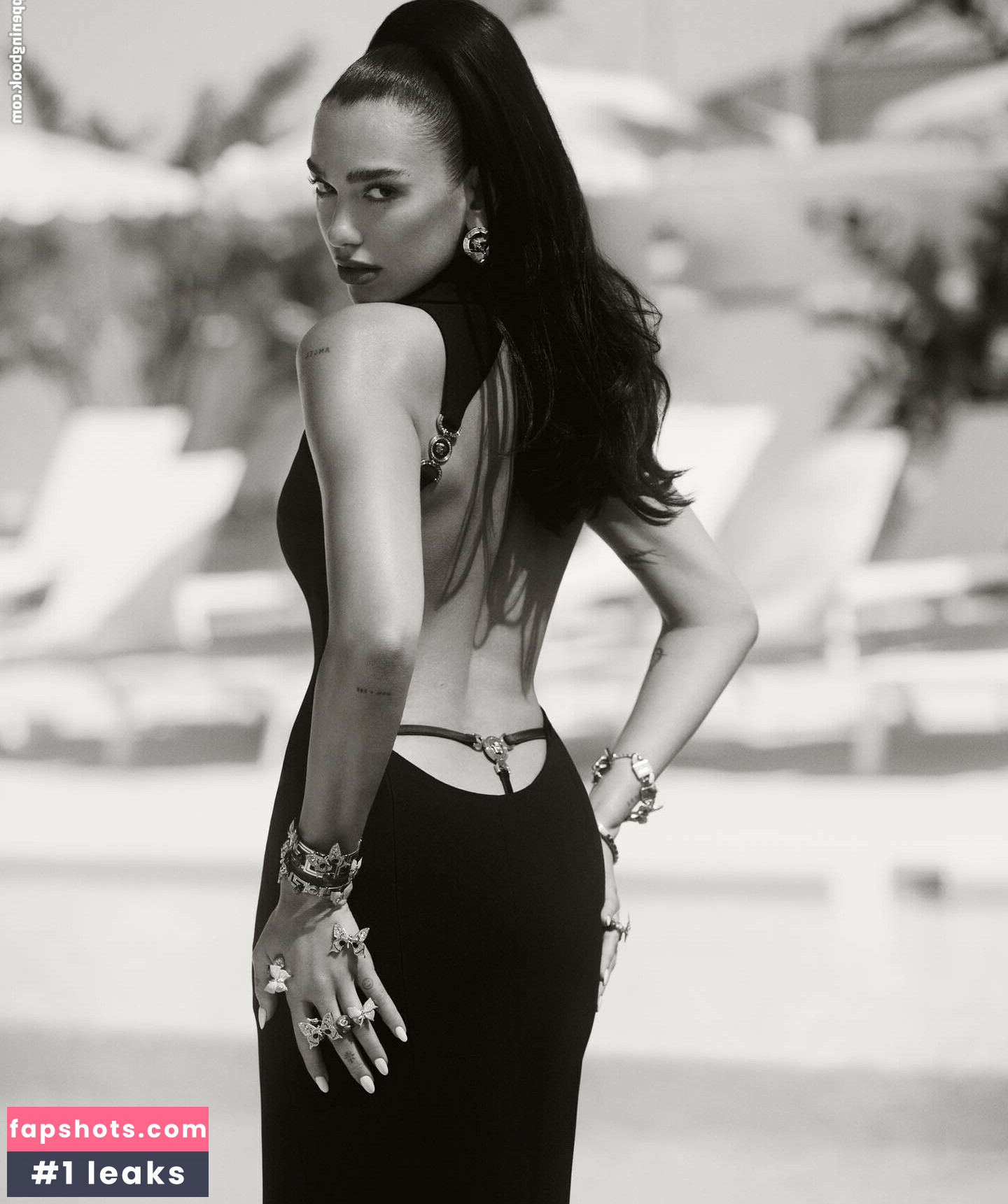 Dua Lipa gallery photo #3137