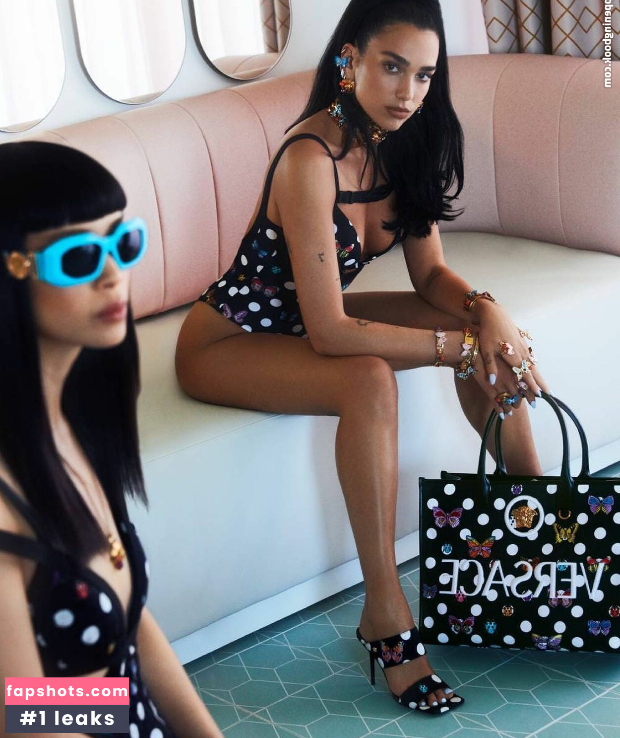 Dua Lipa gallery photo #3140