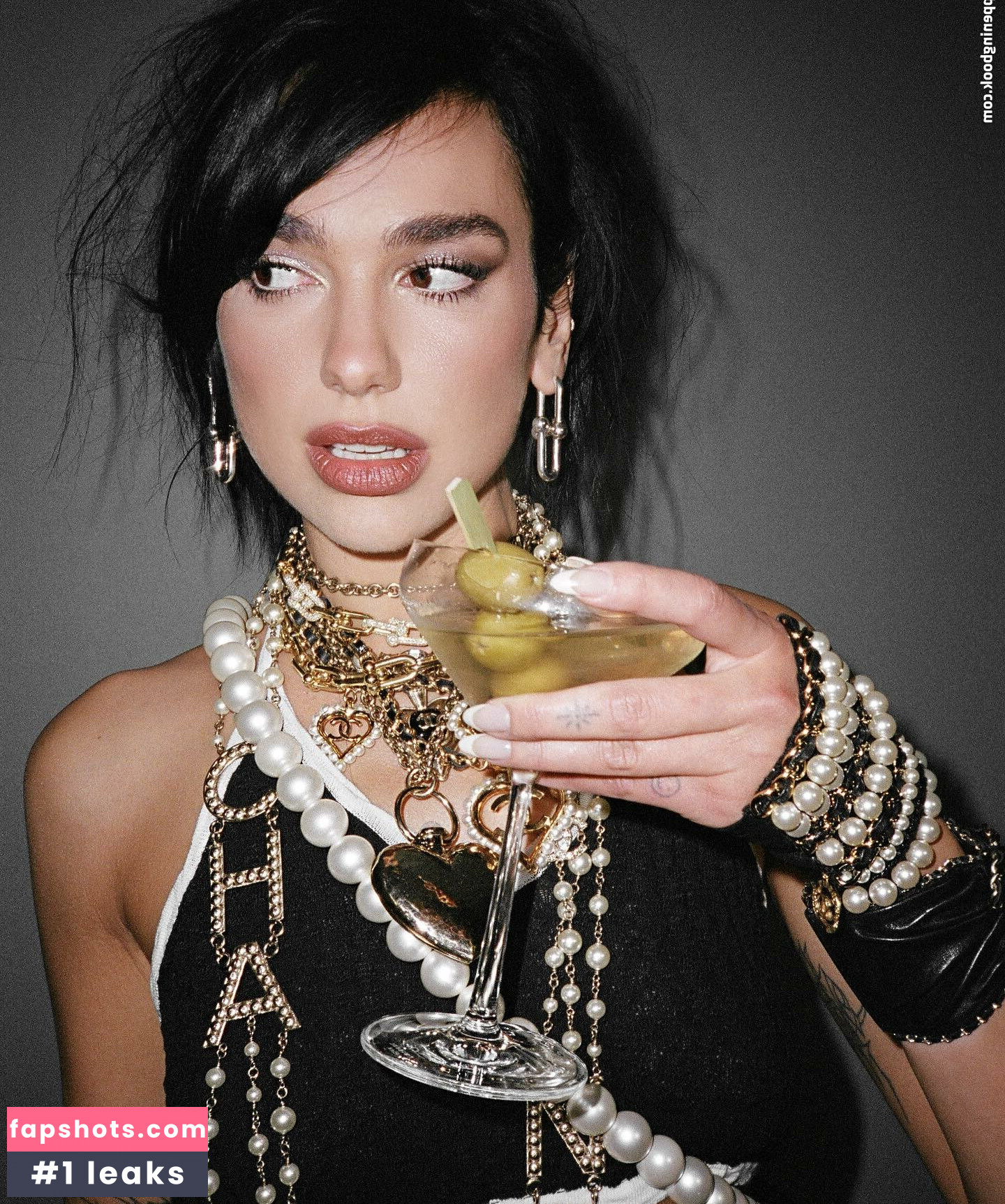 Dua Lipa gallery photo #3152