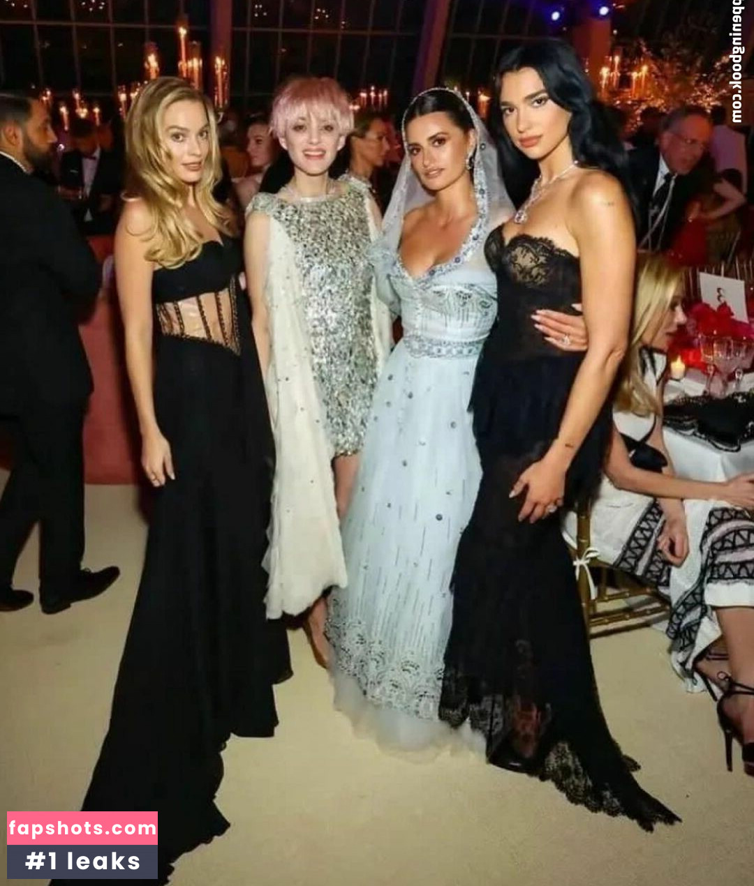 Dua Lipa gallery photo #3168