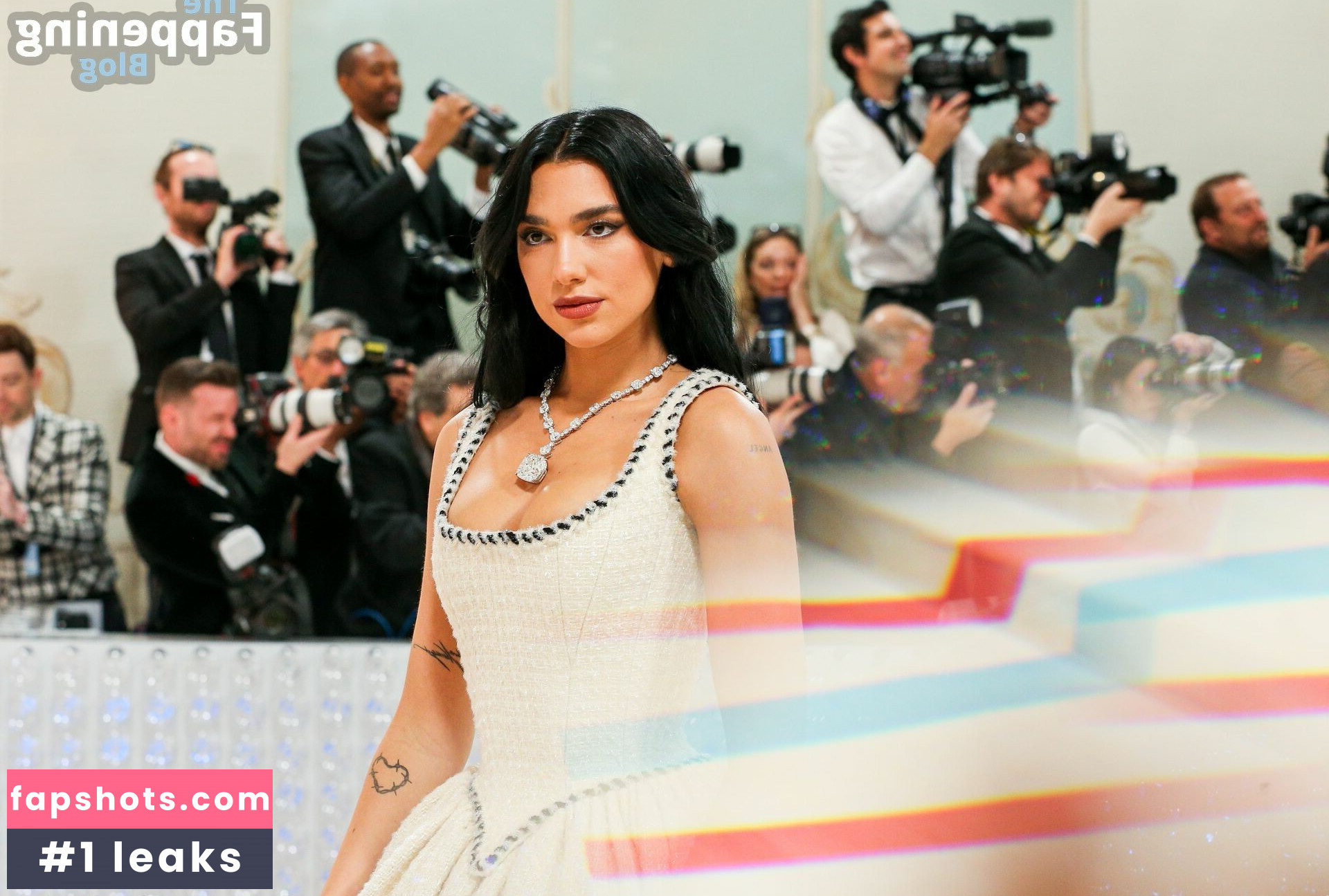 Dua Lipa gallery photo #3180