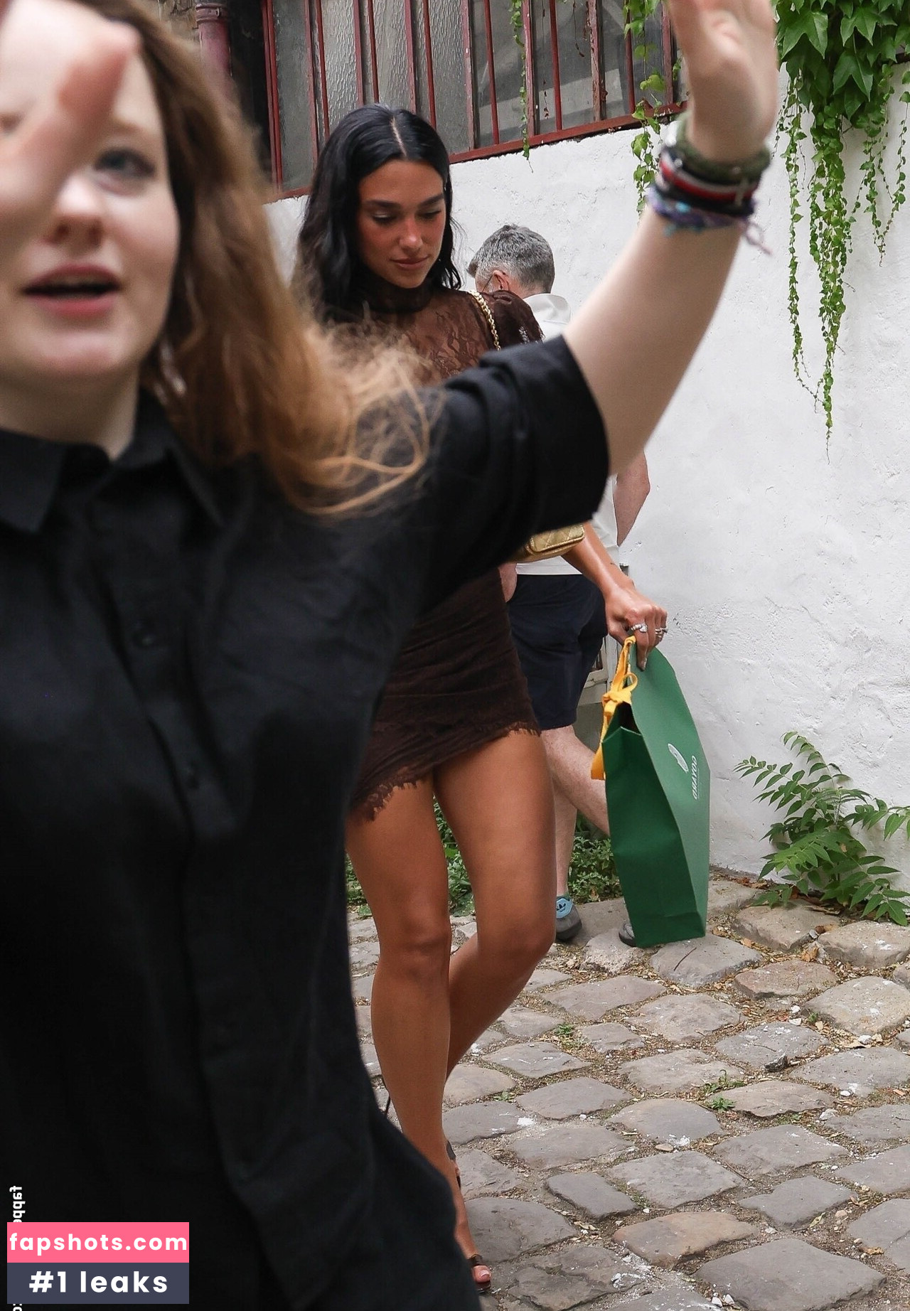 Dua Lipa gallery photo #319