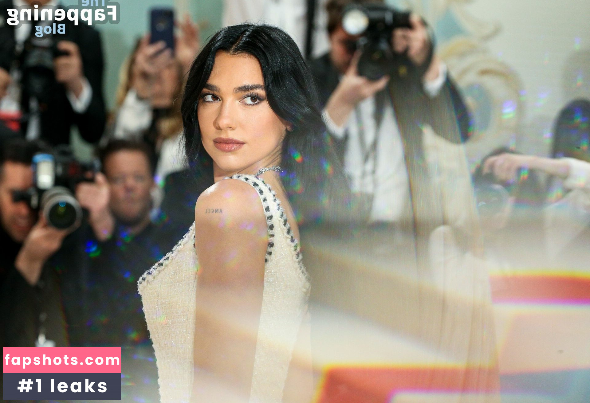 Dua Lipa gallery photo #3192