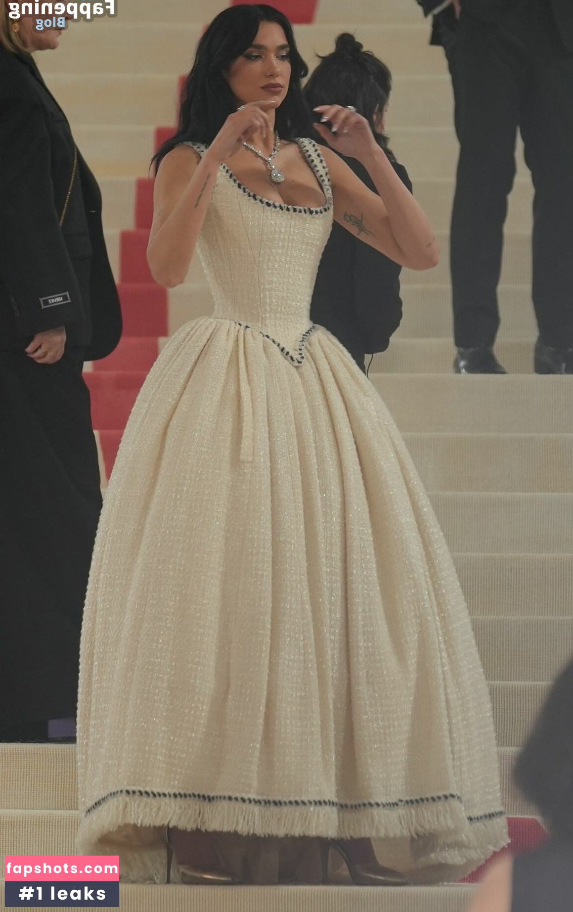 Dua Lipa gallery photo #3215