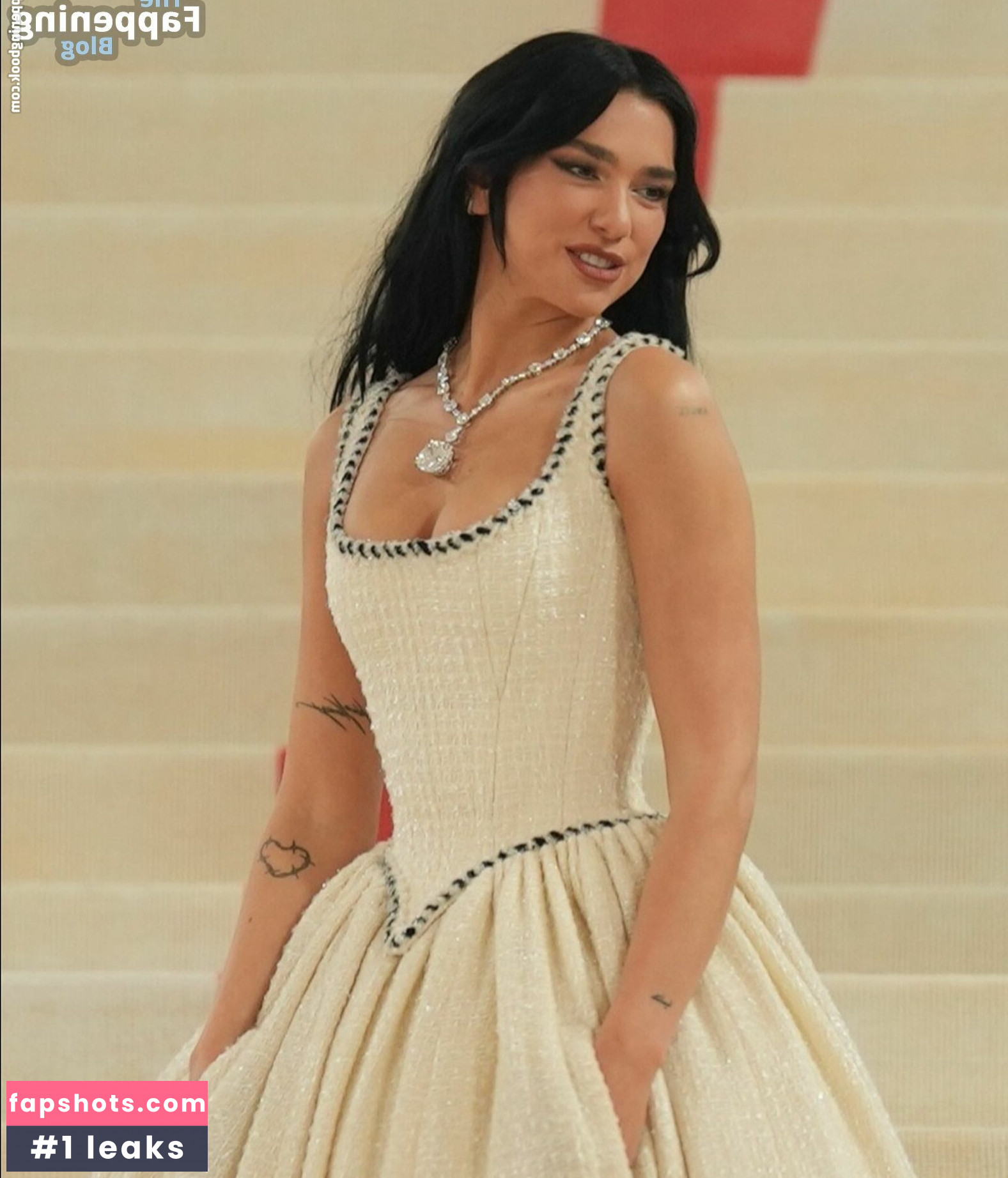 Dua Lipa gallery photo #3245