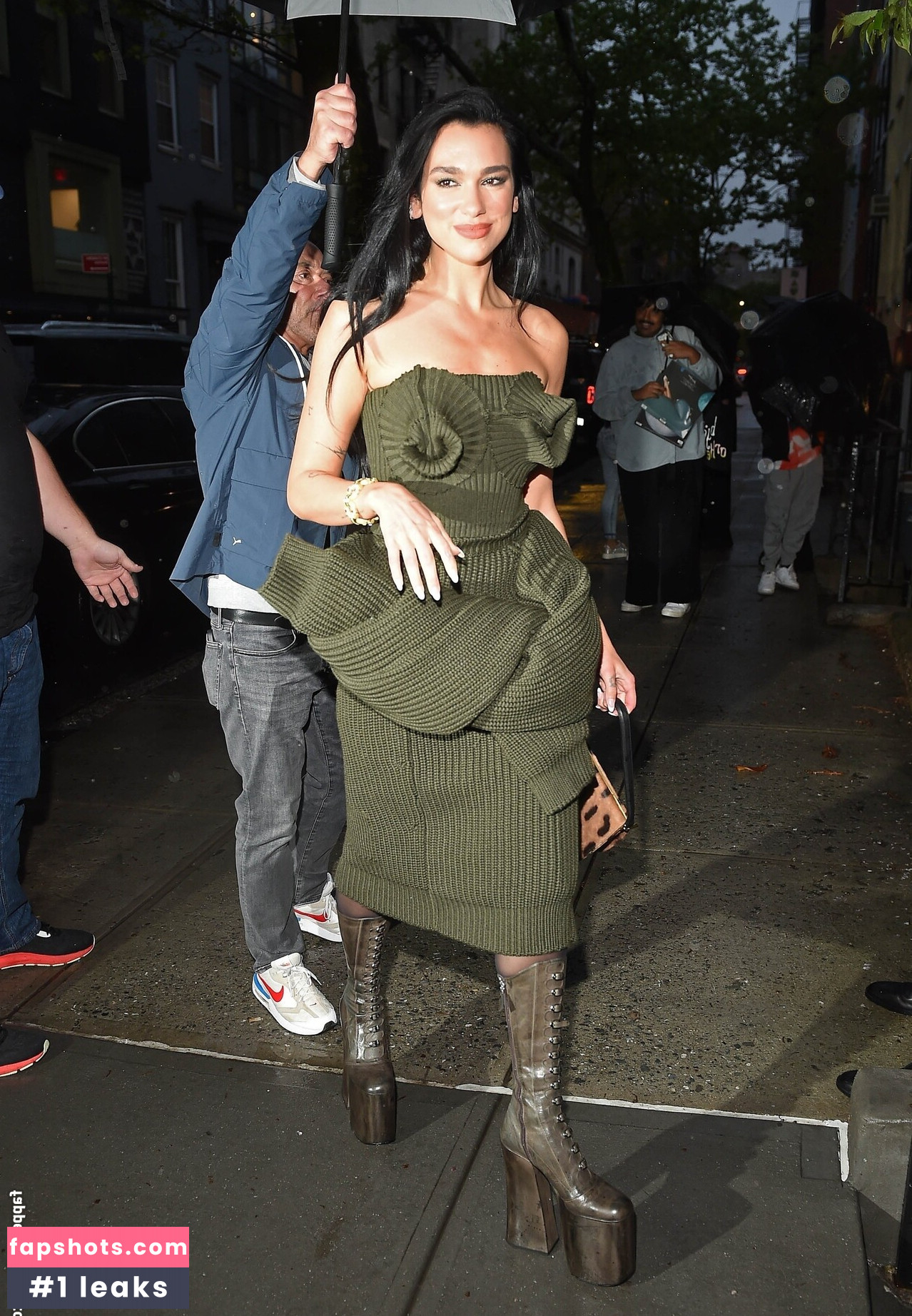 Dua Lipa gallery photo #3249