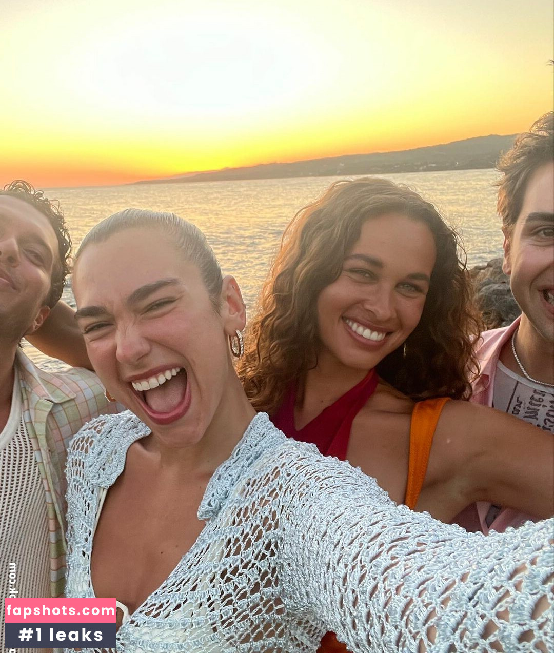 Dua Lipa gallery photo #3299