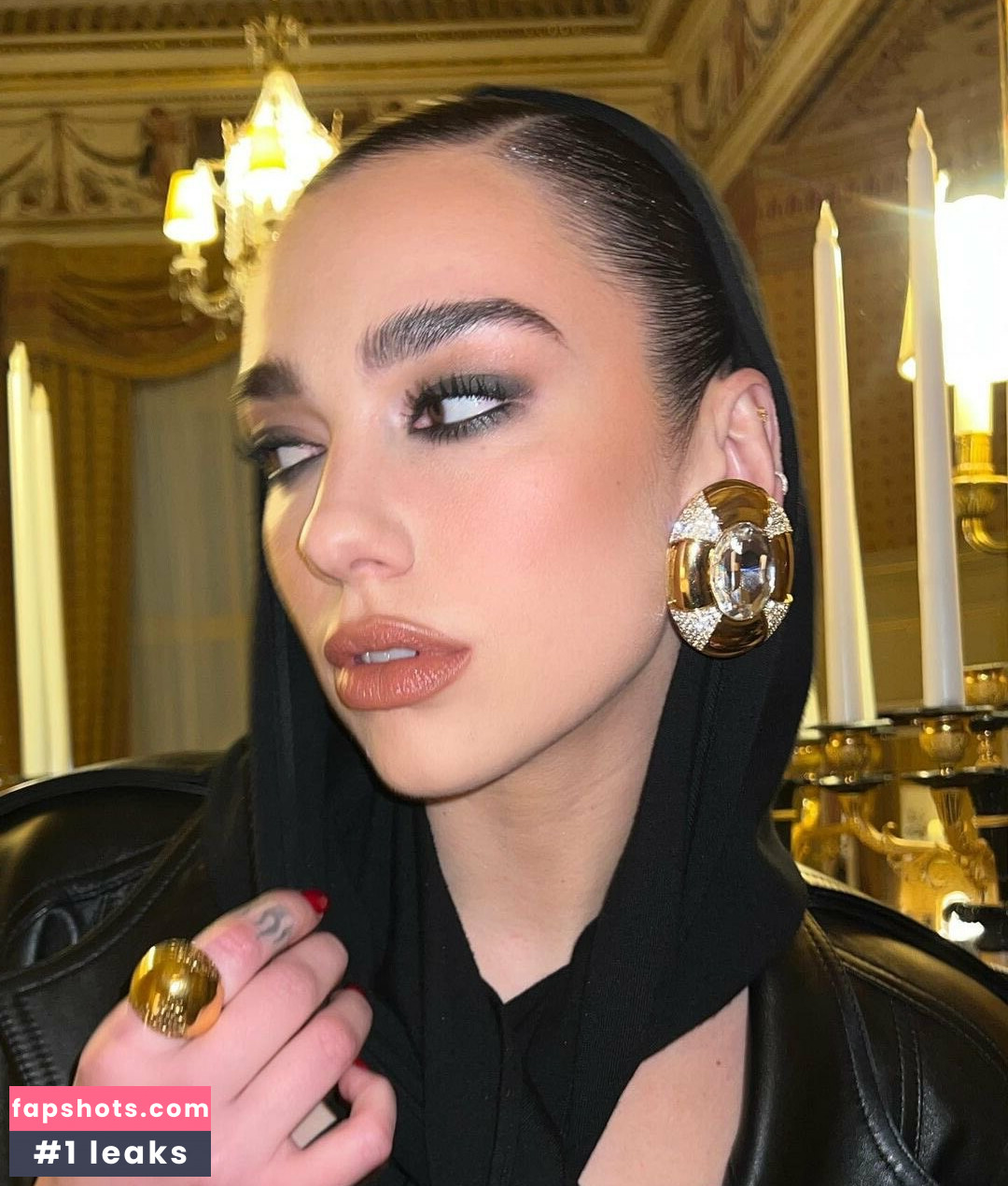 Dua Lipa gallery photo #3340