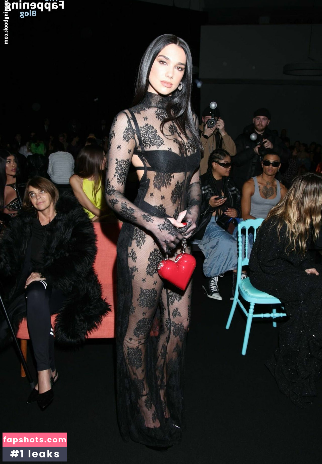 Dua Lipa gallery photo #3408