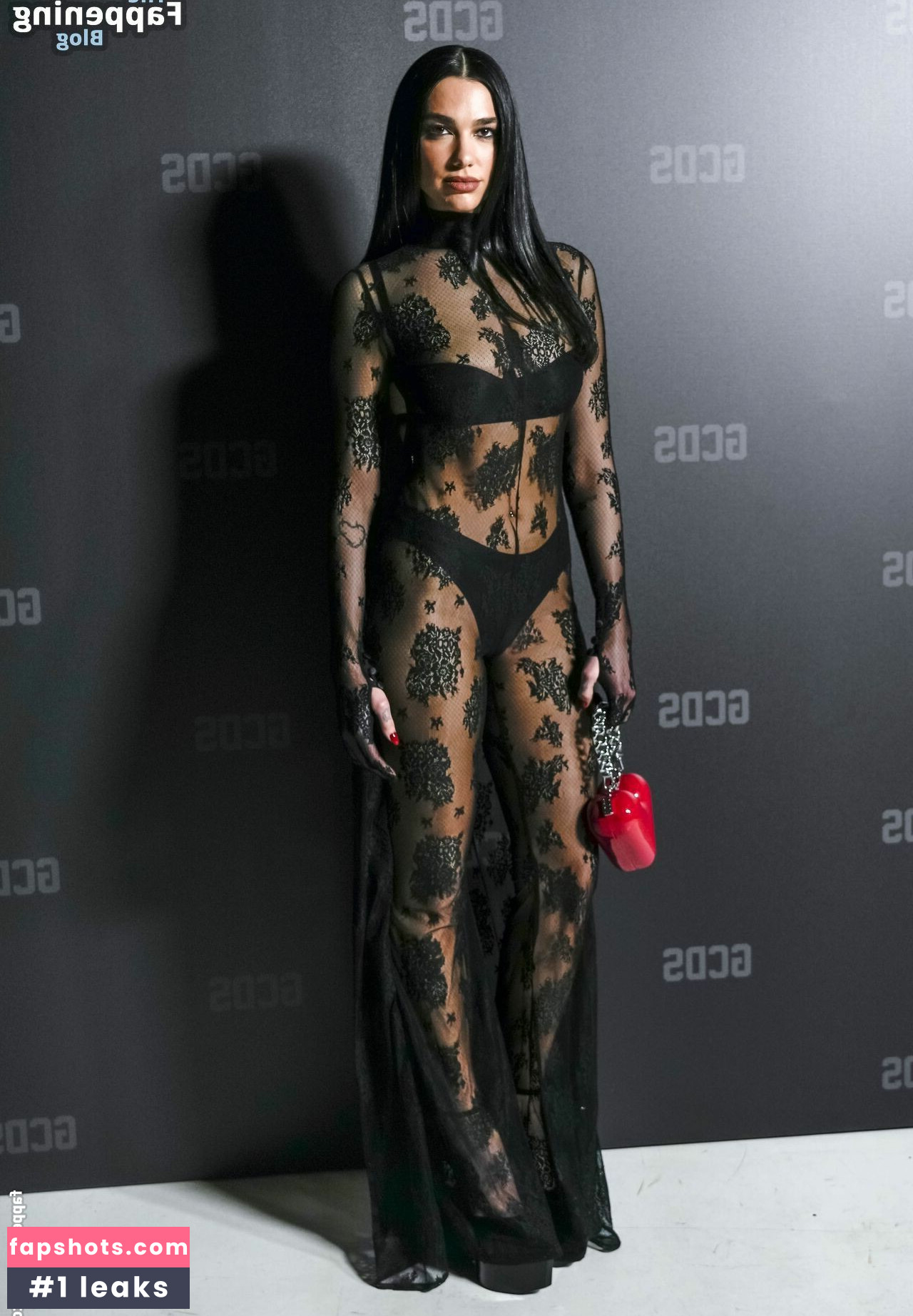 Dua Lipa gallery photo #3502