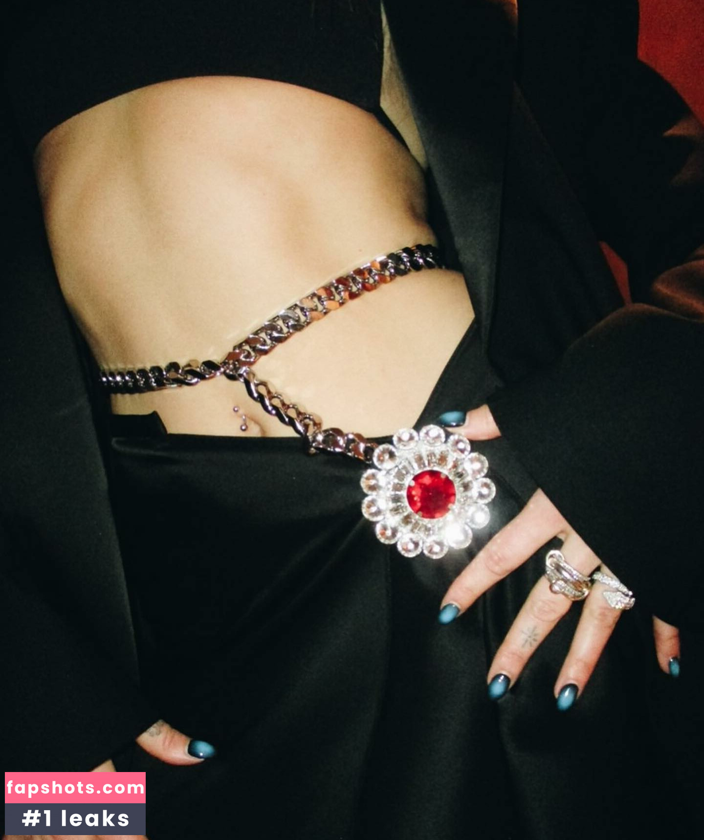 Dua Lipa gallery photo #3539