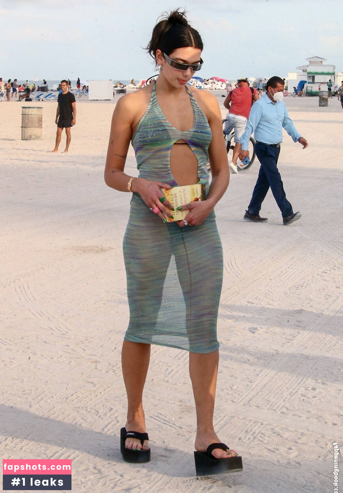 Dua Lipa gallery photo #357