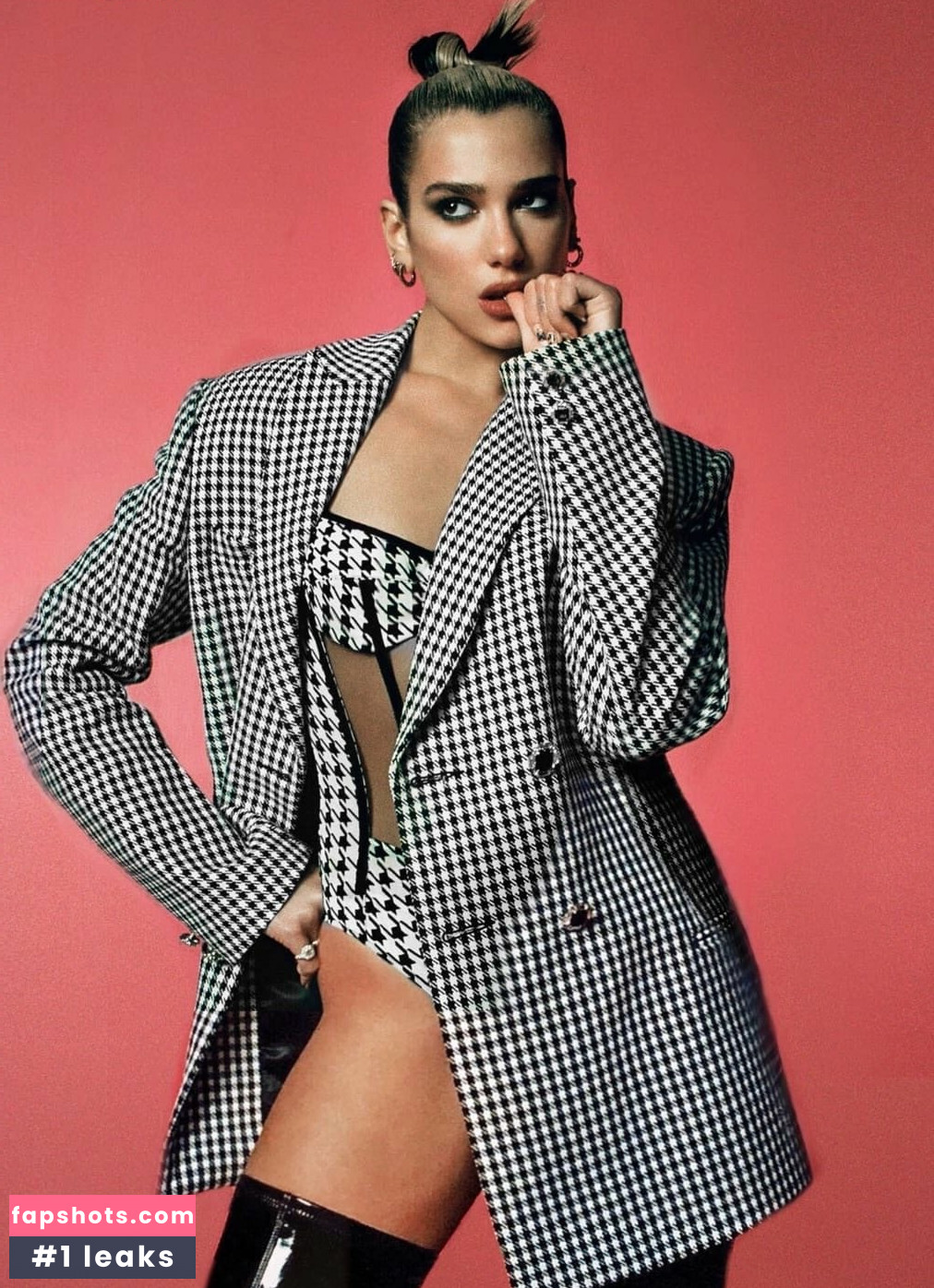 Dua Lipa gallery photo #3561