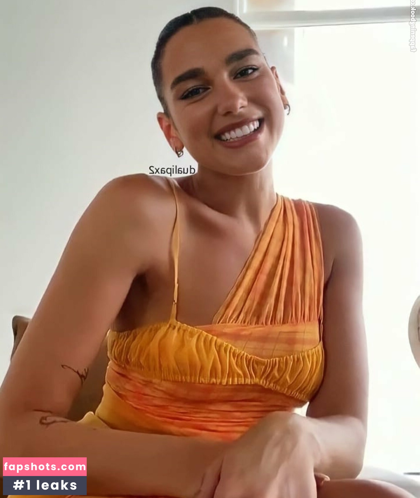 Dua Lipa gallery photo #3563