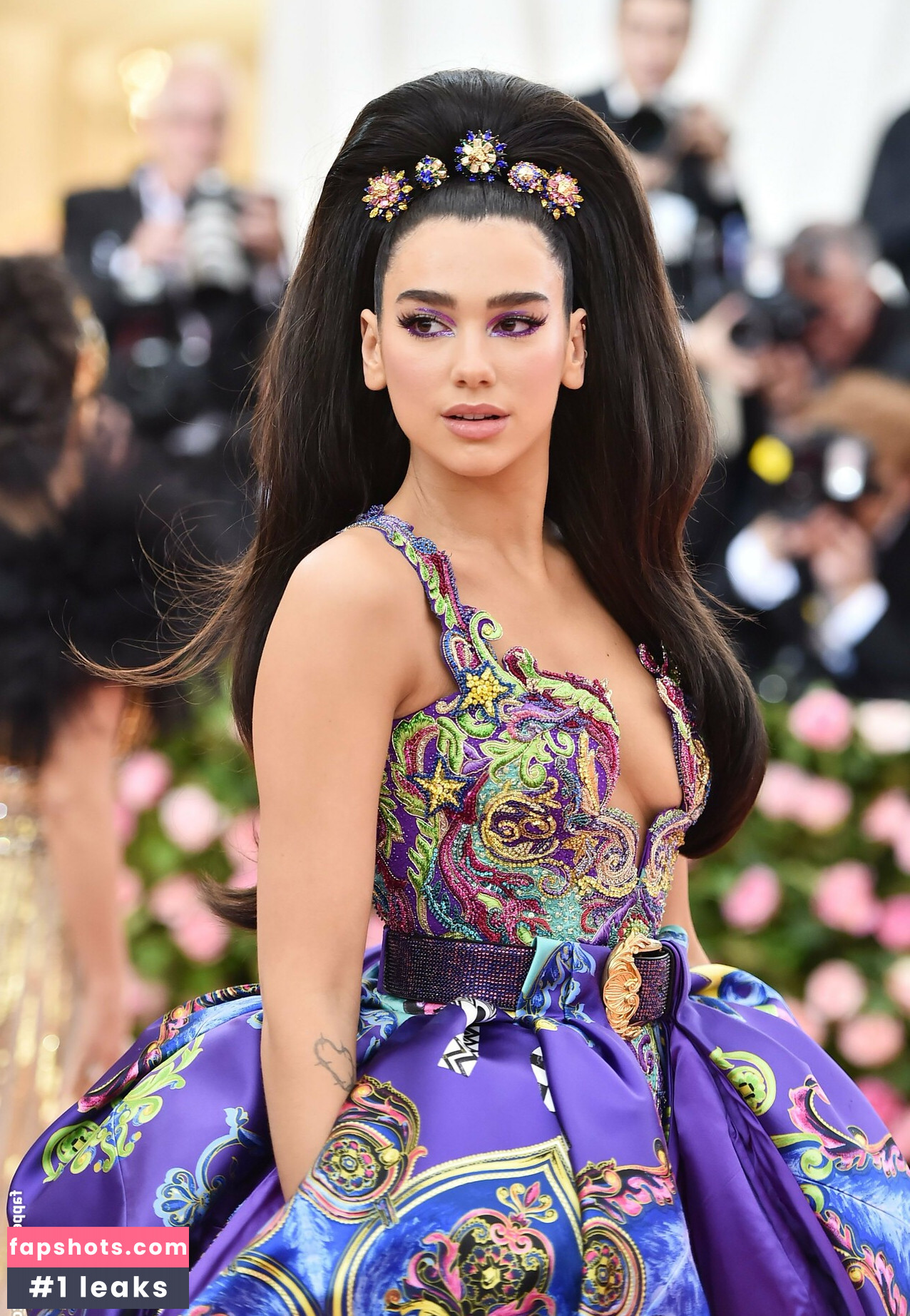 Dua Lipa gallery photo #3564