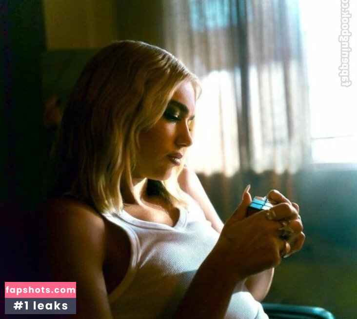 Dua Lipa gallery photo #3584