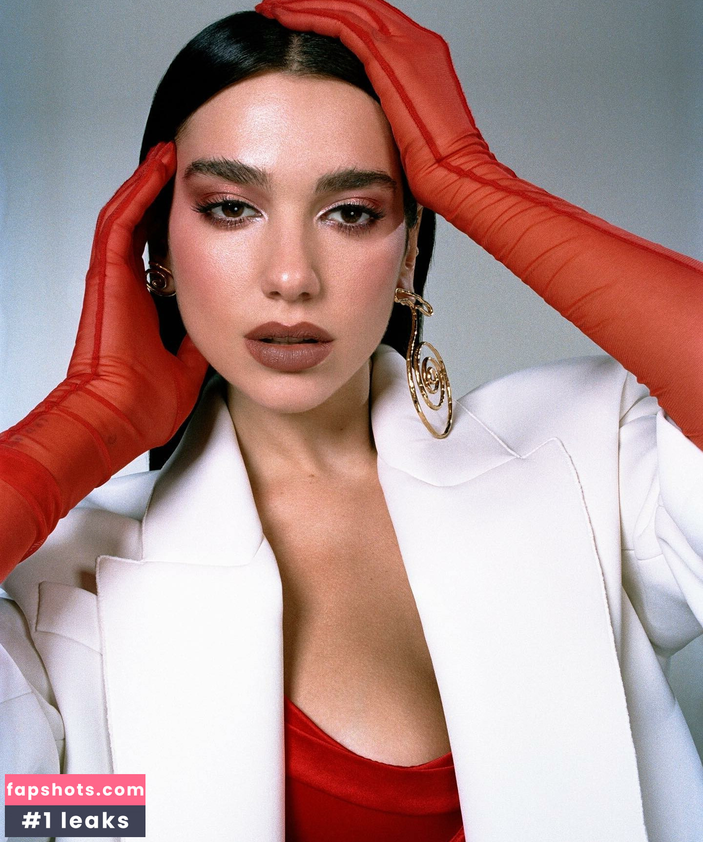 Dua Lipa gallery photo #3611