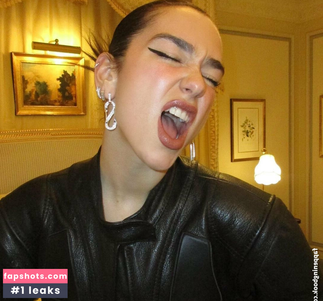 Dua Lipa gallery photo #3759