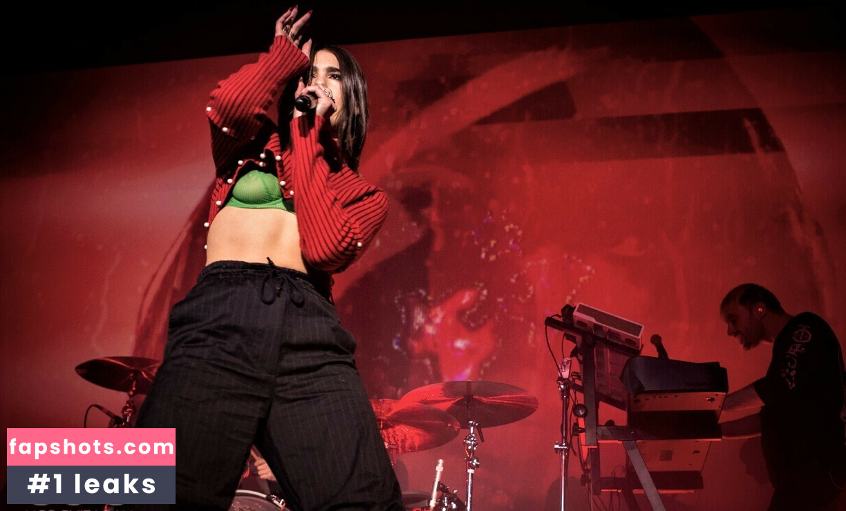 Dua Lipa gallery photo #3788