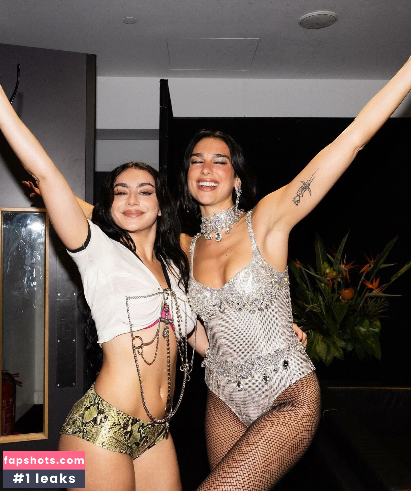 Dua Lipa gallery photo #382