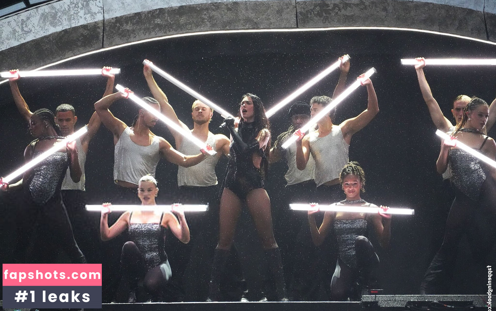 Dua Lipa gallery photo #386