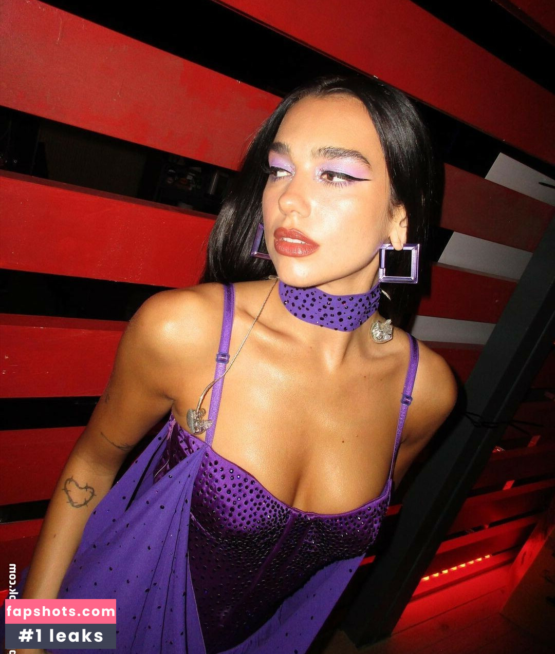 Dua Lipa gallery photo #3853