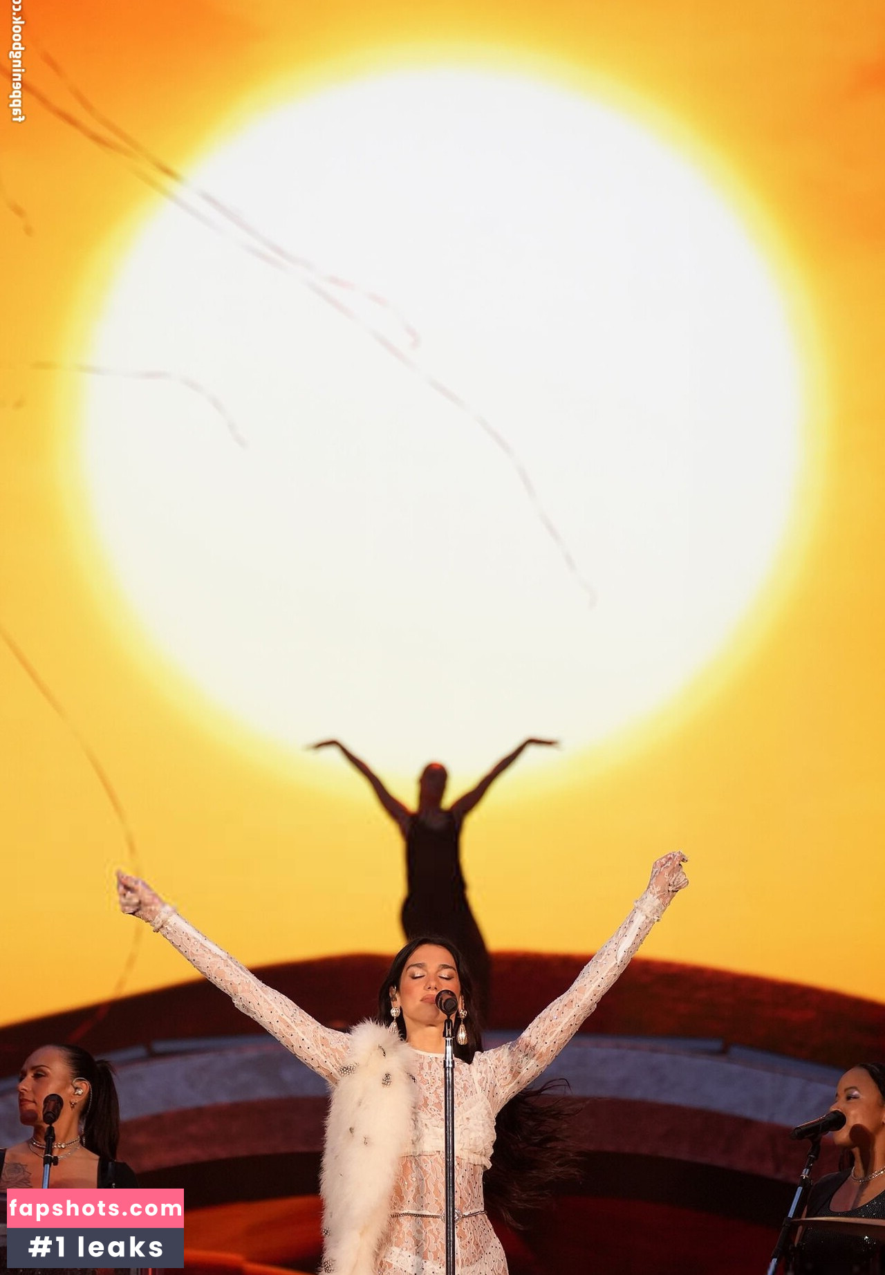 Dua Lipa gallery photo #393