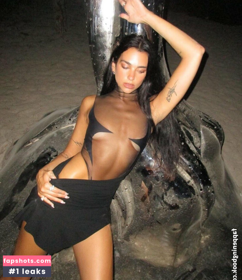 Dua Lipa gallery photo #3926