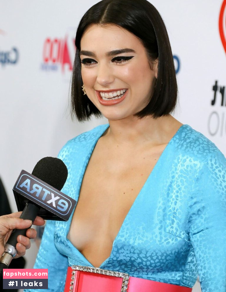 Dua Lipa gallery photo #3939