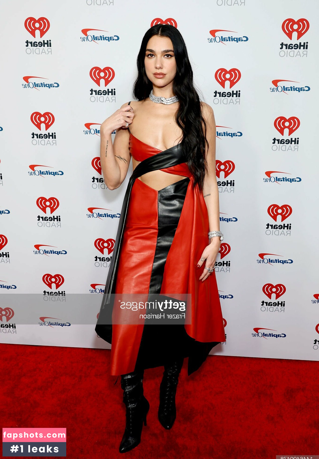 Dua Lipa gallery photo #3977