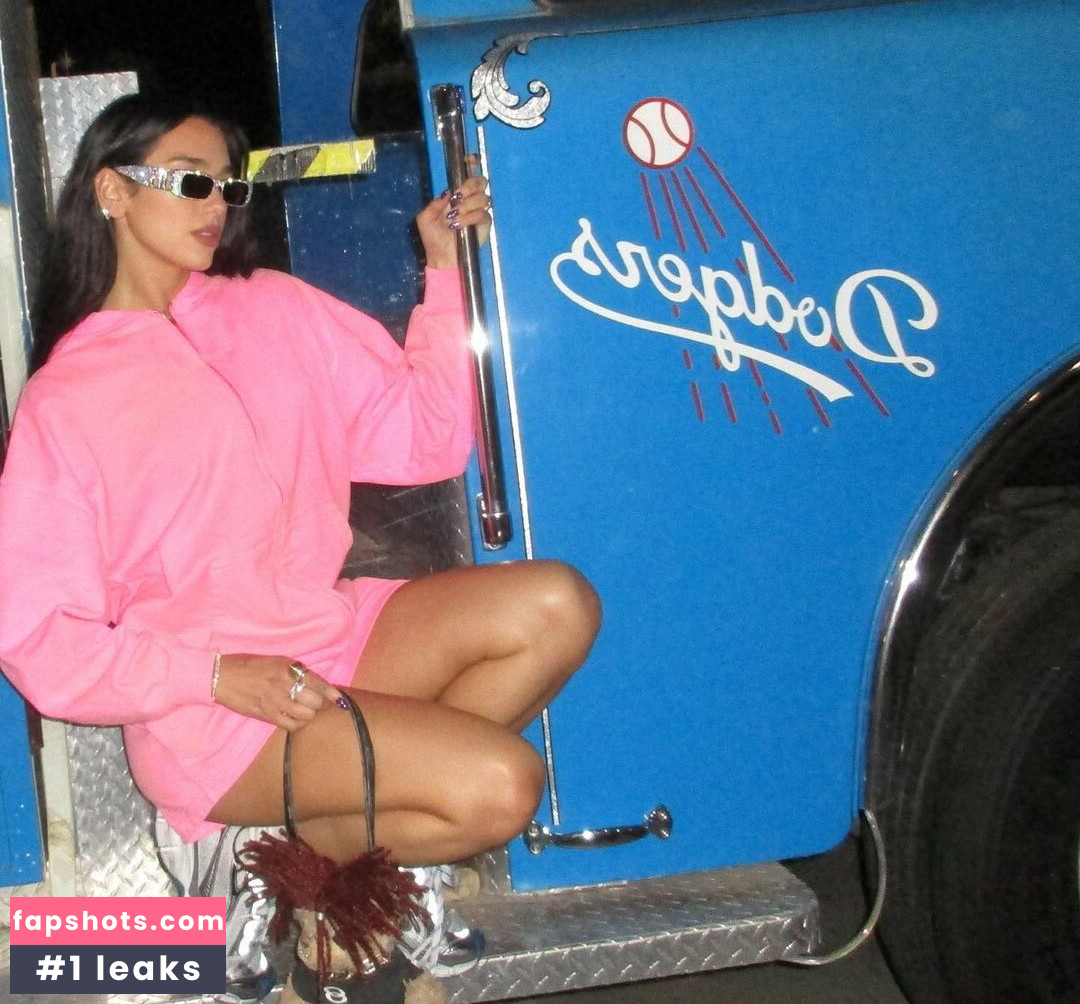 Dua Lipa gallery photo #3998