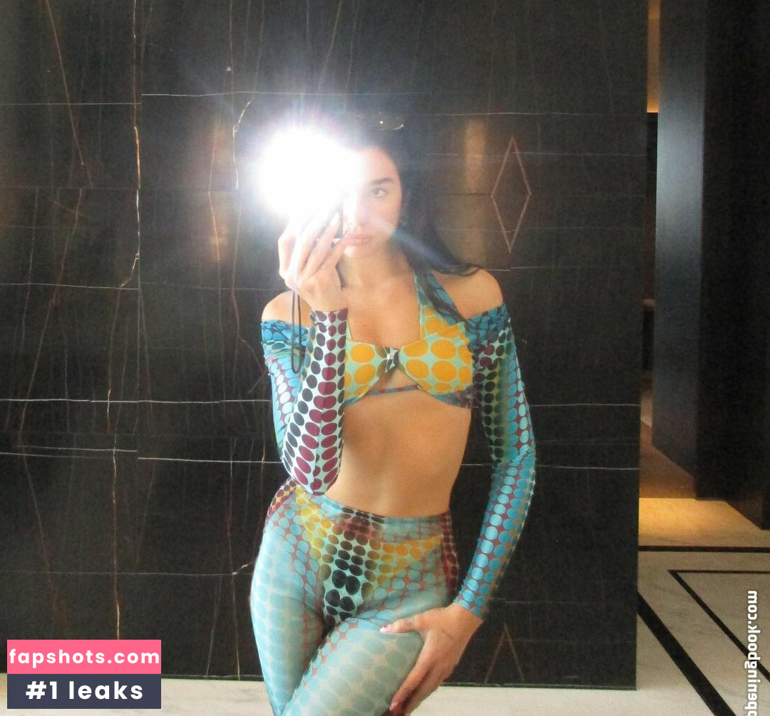 Dua Lipa gallery photo #4008