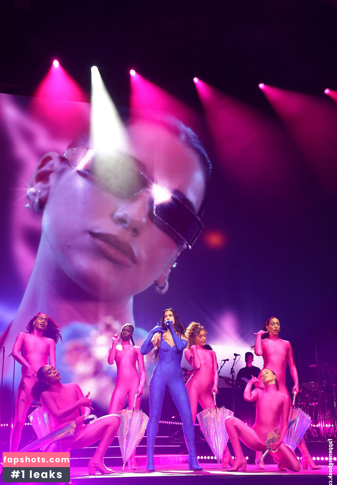 Dua Lipa gallery photo #4081