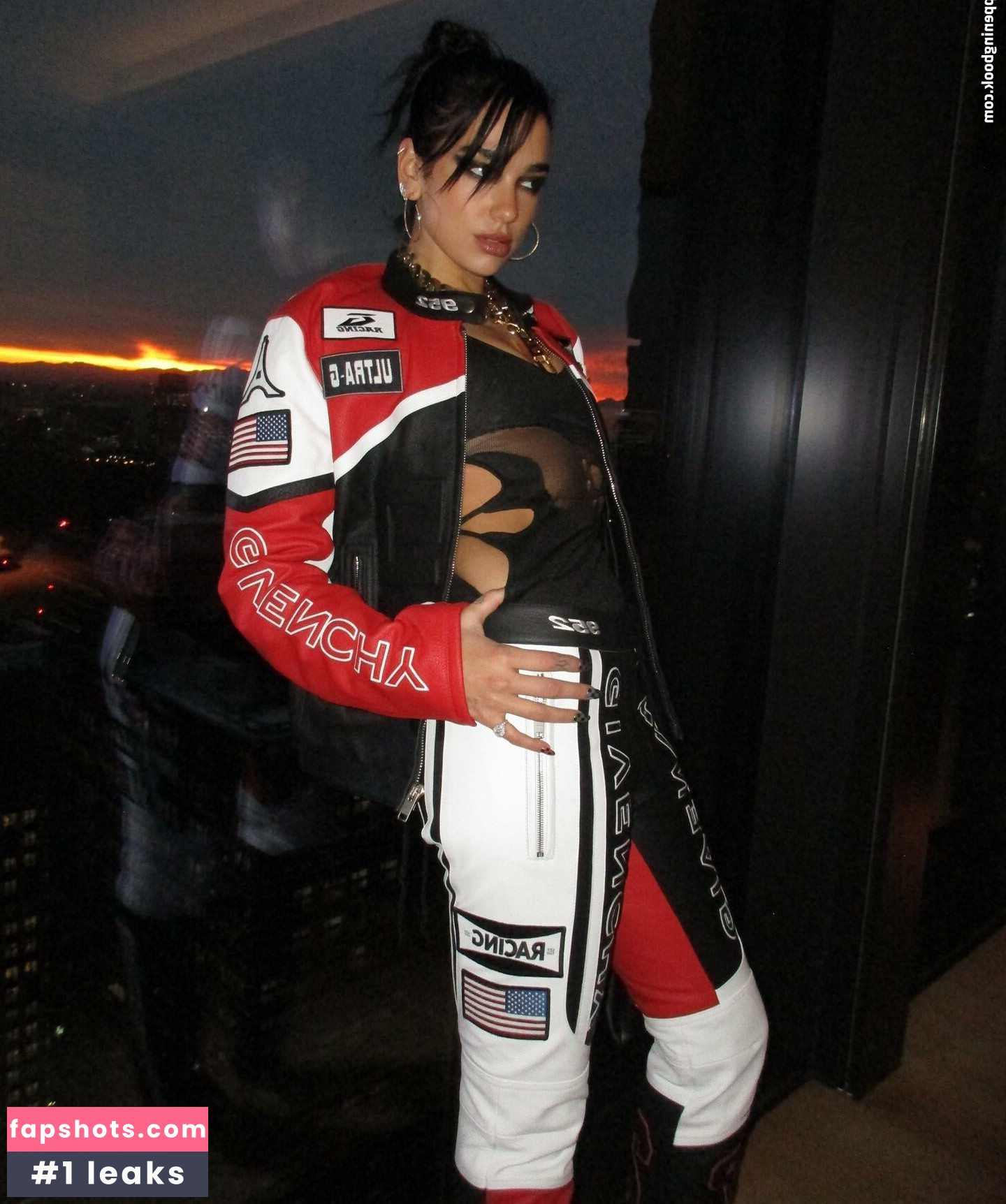 Dua Lipa gallery photo #4115